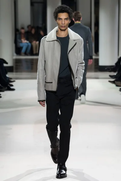 Look 34